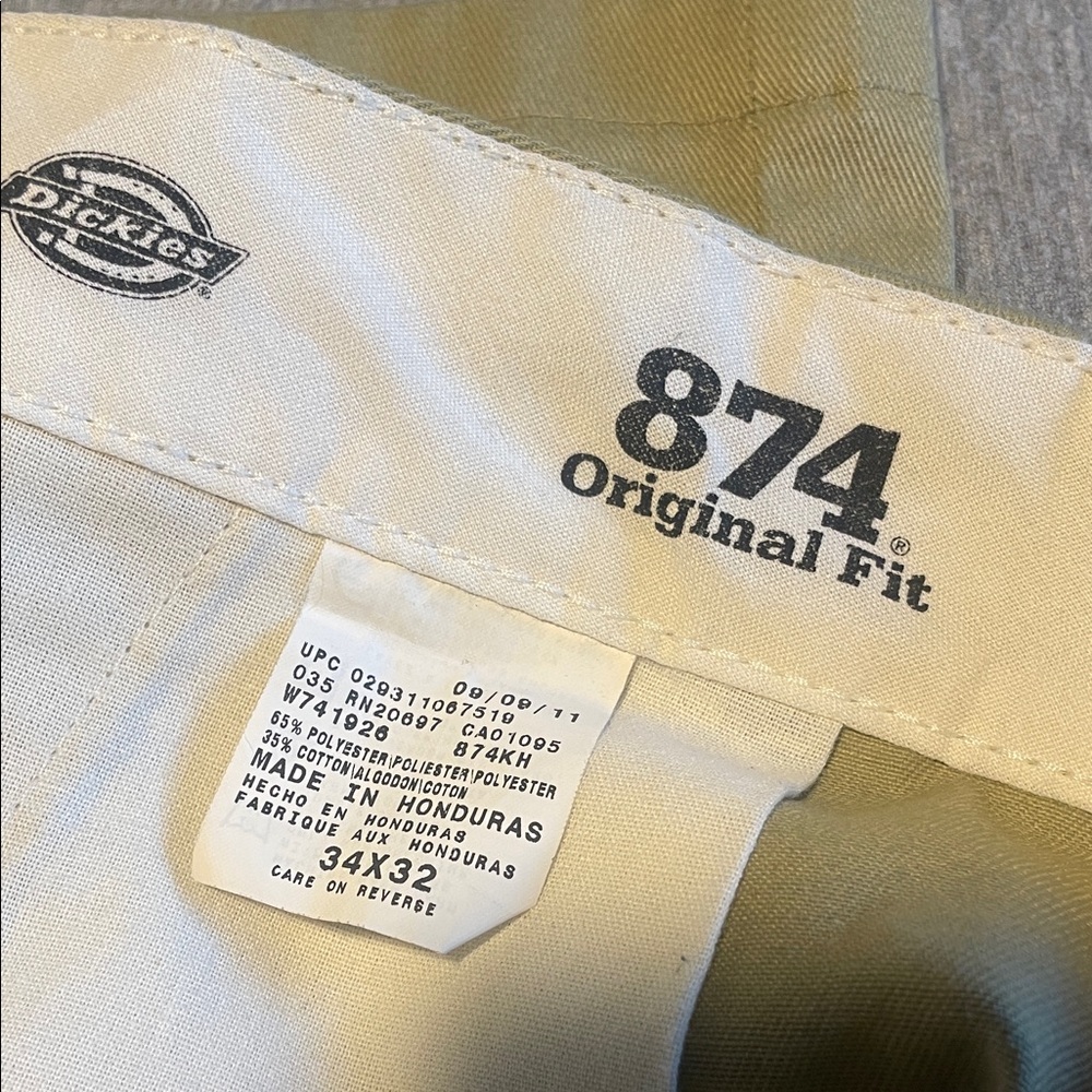 Dickies Men's Khaki Chinos - Picture 2 of 3